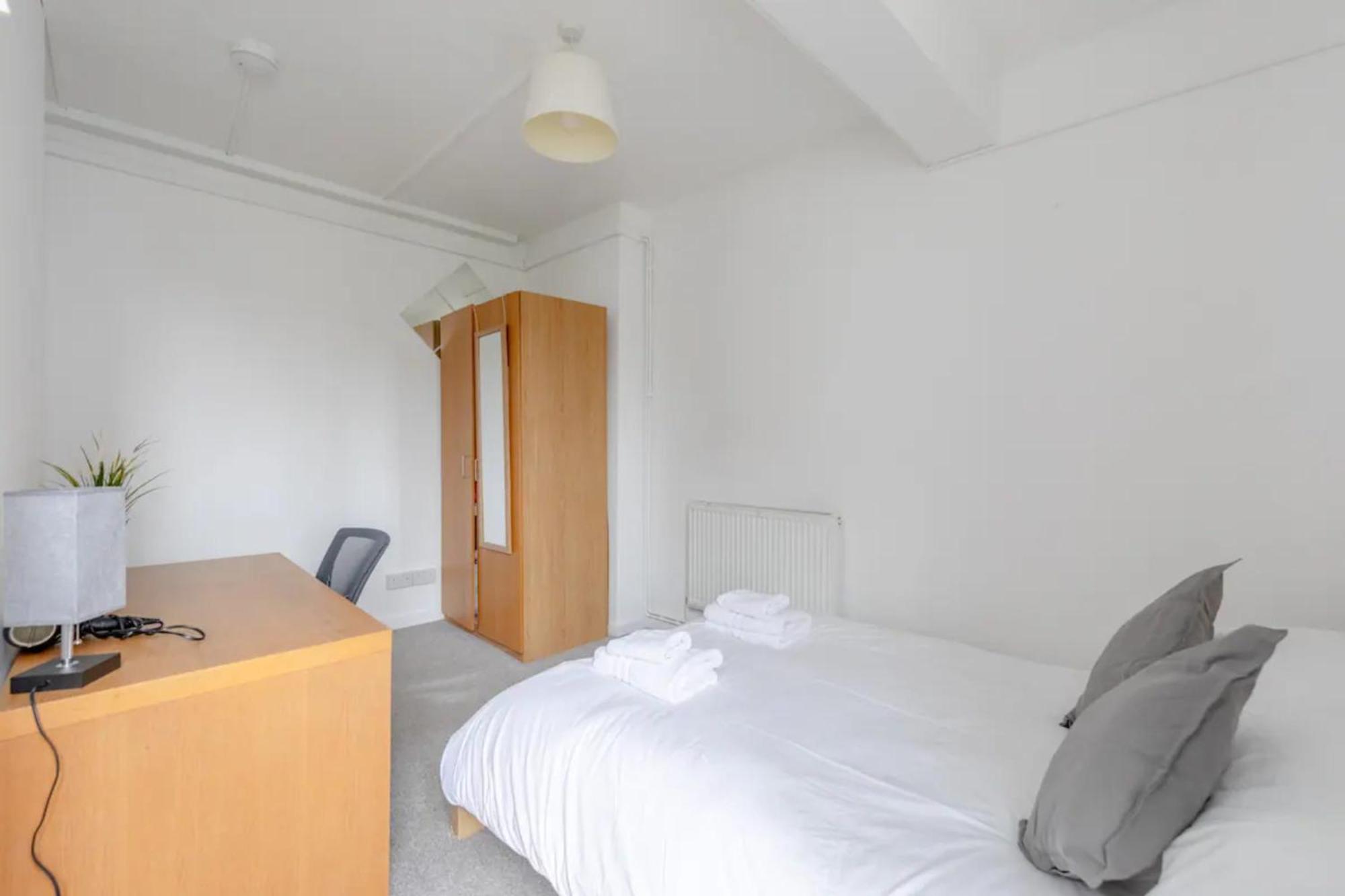 3bd Flat In The Heart Of Camden Town Apartment